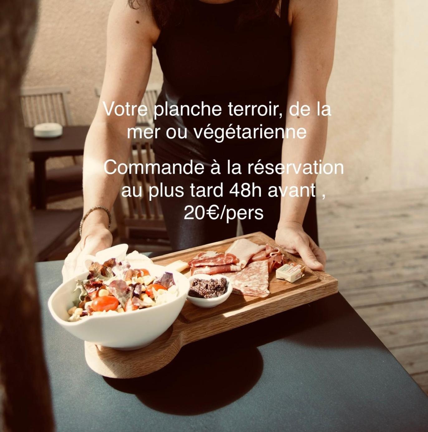 La Domitia - Maison D'Hotes, Massages & Bien-Etre Montbazin Экстерьер фото